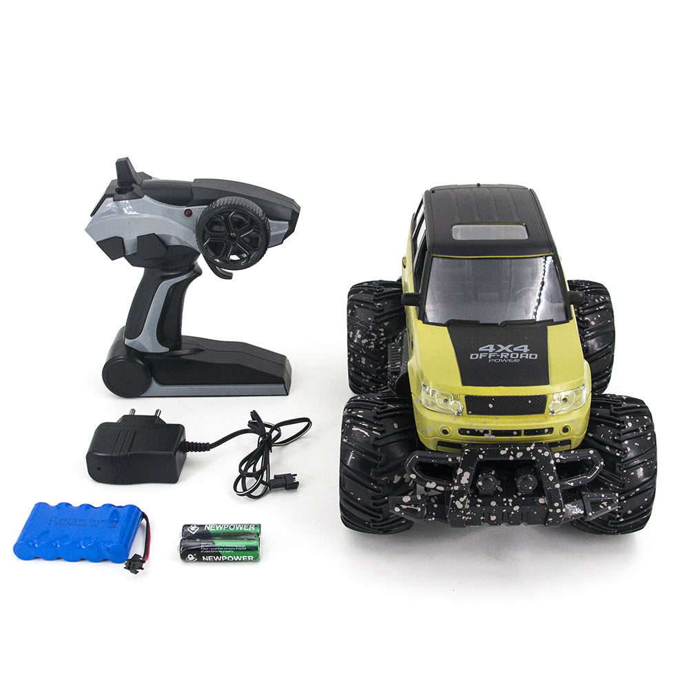 RC Jeep 4x4  333-MUD02B on radio control