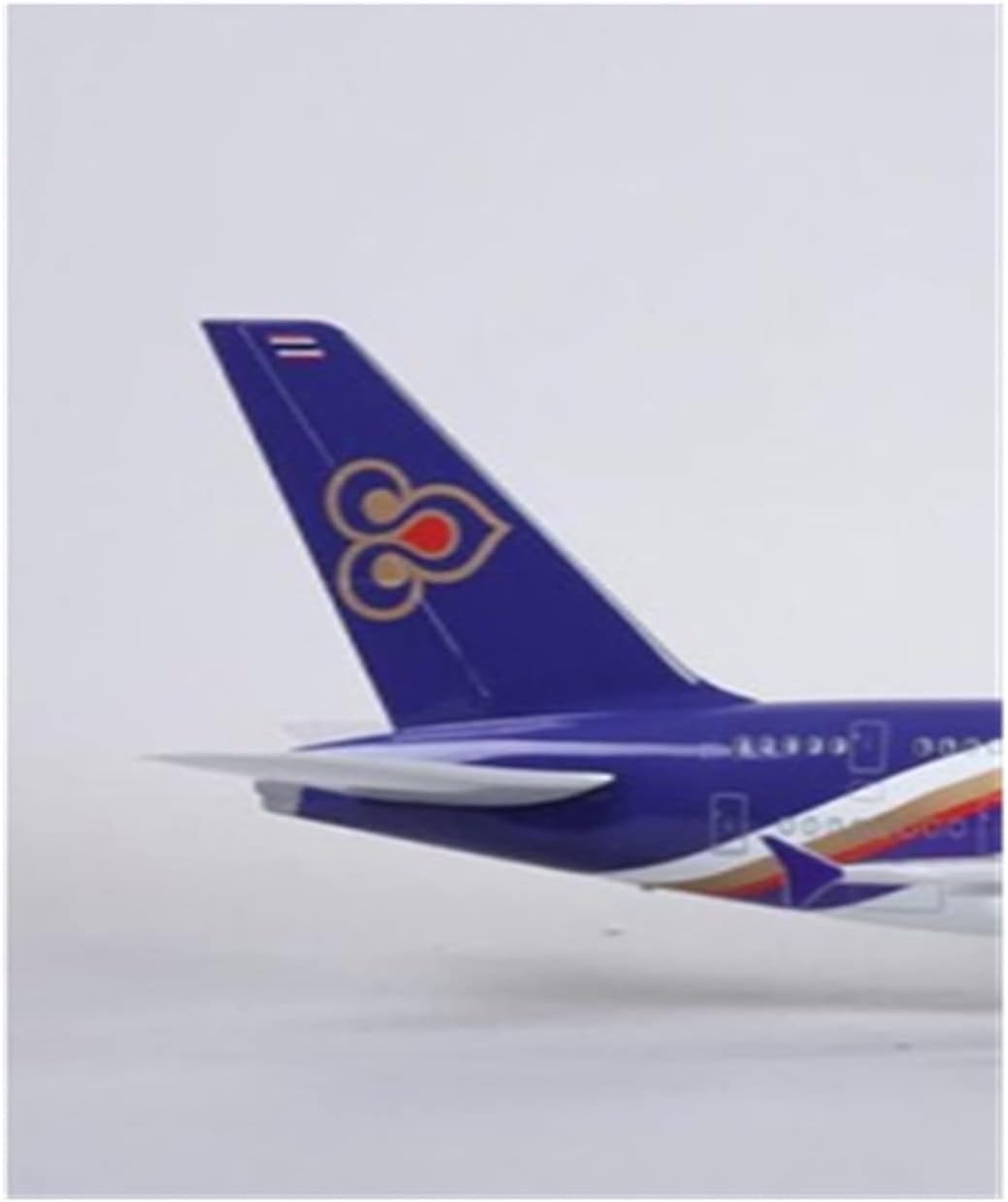 NEW - Airbus A380 THAI AIRWAYS 1/150 LARGE 45CM With Light and Landin gear