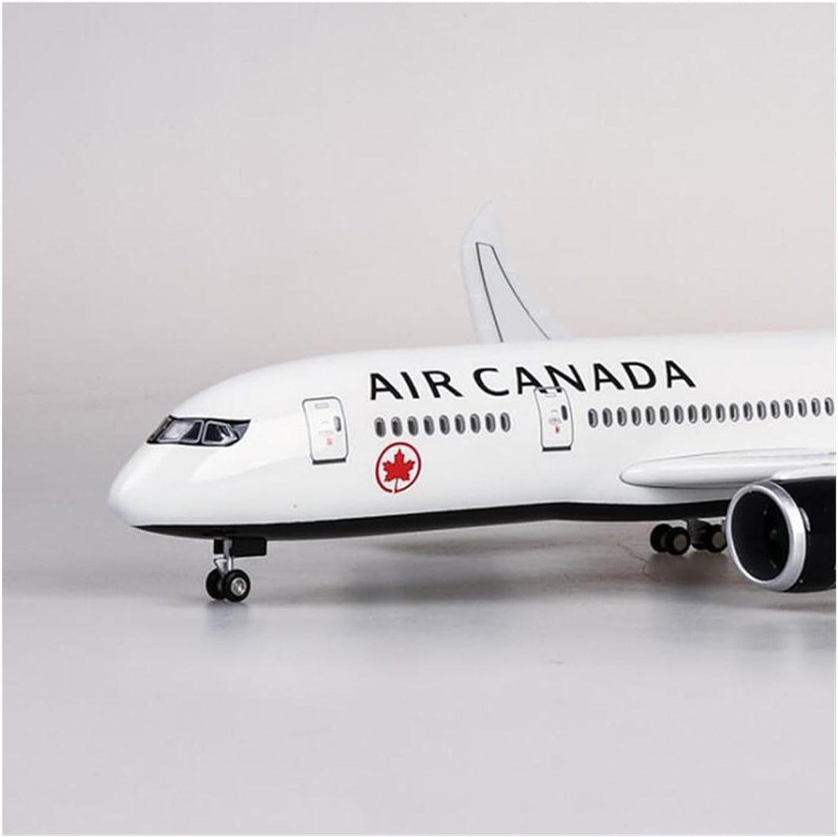 Air Canada Boeing B787 43cm Scale 1/130 Airplane model Collection Model and Gift With Light and Landing Gear