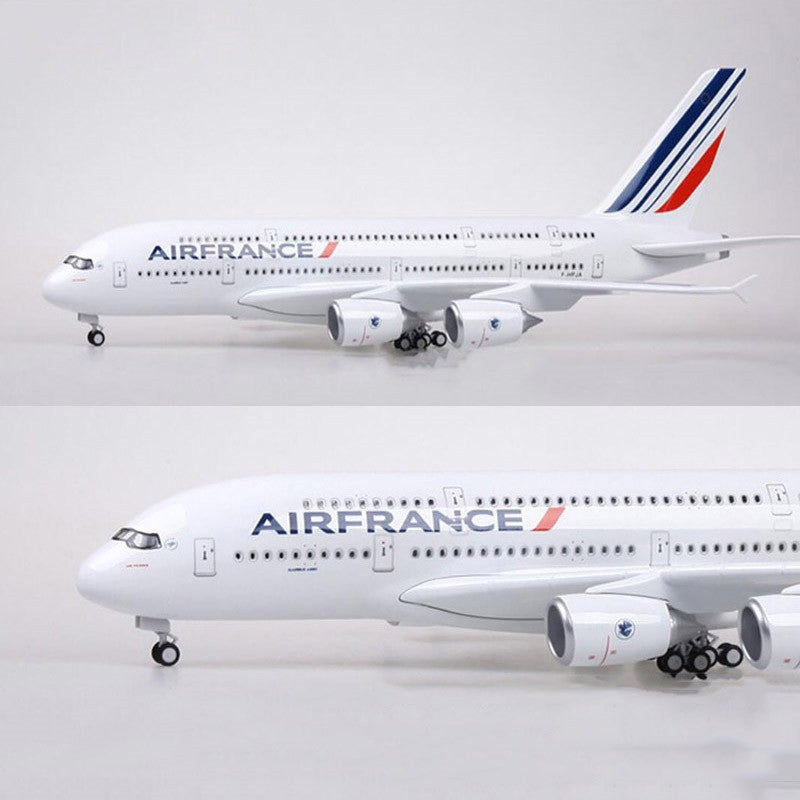 ★★Ａｉｒ　Ｆｒａｎｃｅ　Ａ380　1/120　★★（新品）木製スタンド付 Air France Airbus A380 Airplane models 45.5cm Scale 1:160 With Landing Gear  (No Light)